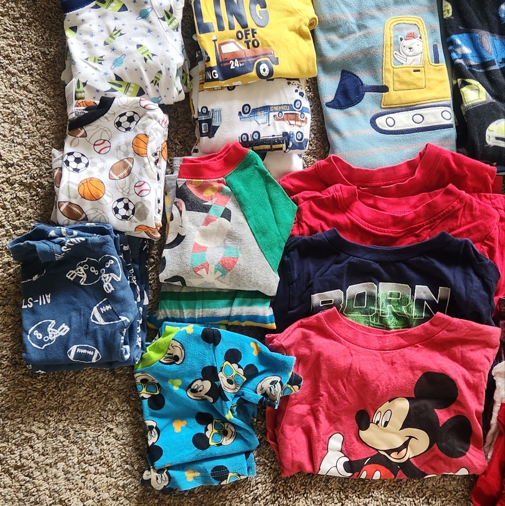 40 items, all size 3t Boys Clothing